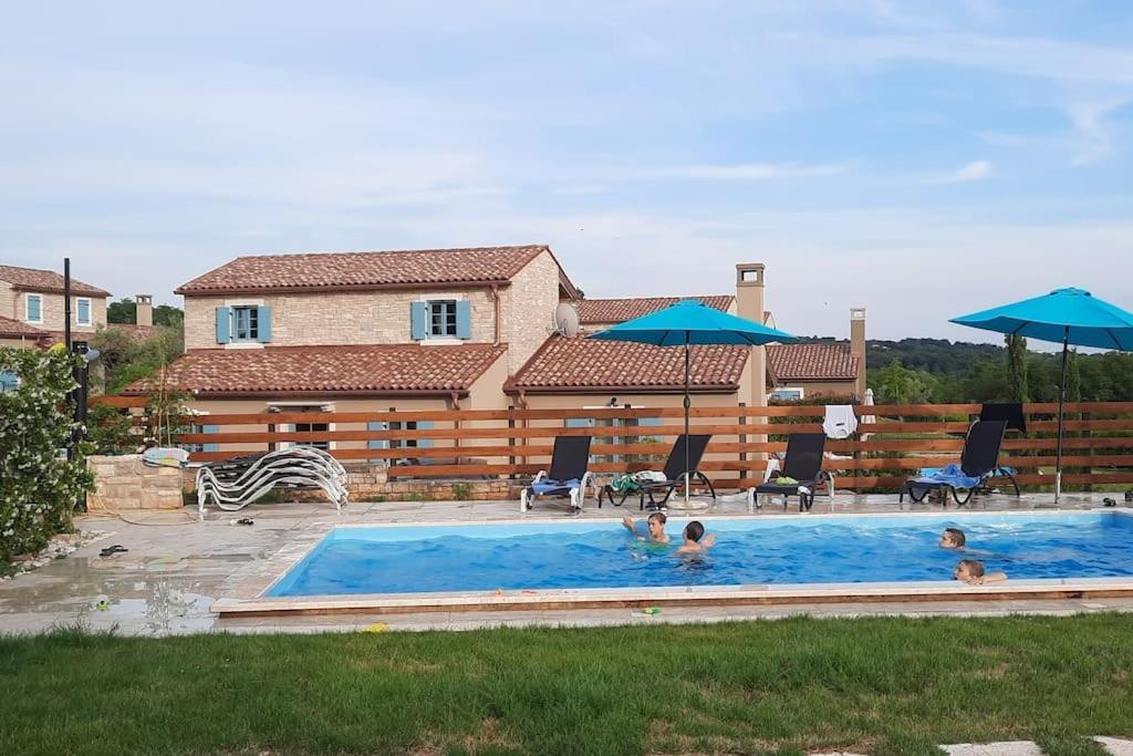Holiday Home For 8 People, Pool + Sea View Vilanija Extérieur photo