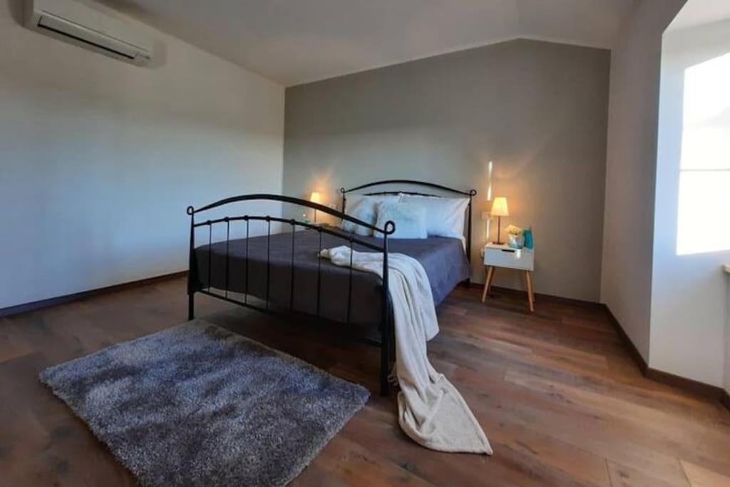 Holiday Home For 8 People, Pool + Sea View Vilanija Extérieur photo